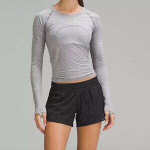 NWT Lululemon Hotty Hot Low-Rise Lined Short 4"